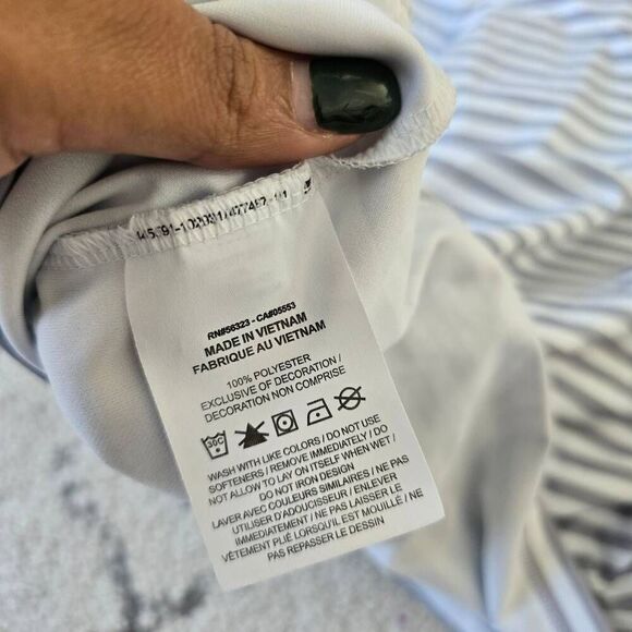 Nike Dri-Fit T-Shirt Men's 2XL Gray White Stripe Collared Standard Fit Normcore - Picture 6 of 7